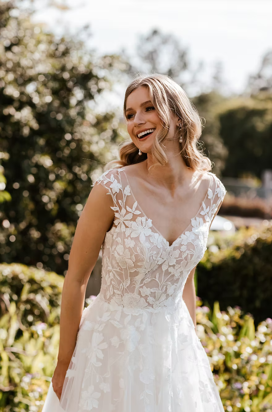 Wendy Makin Lisette 2.jpg.png