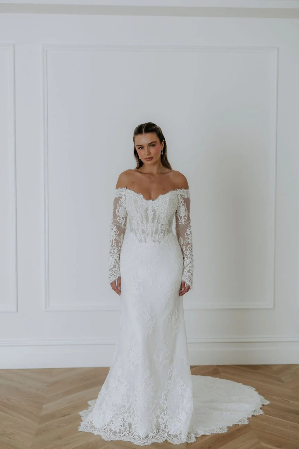 Kelly Lin Mimi 1.jpg