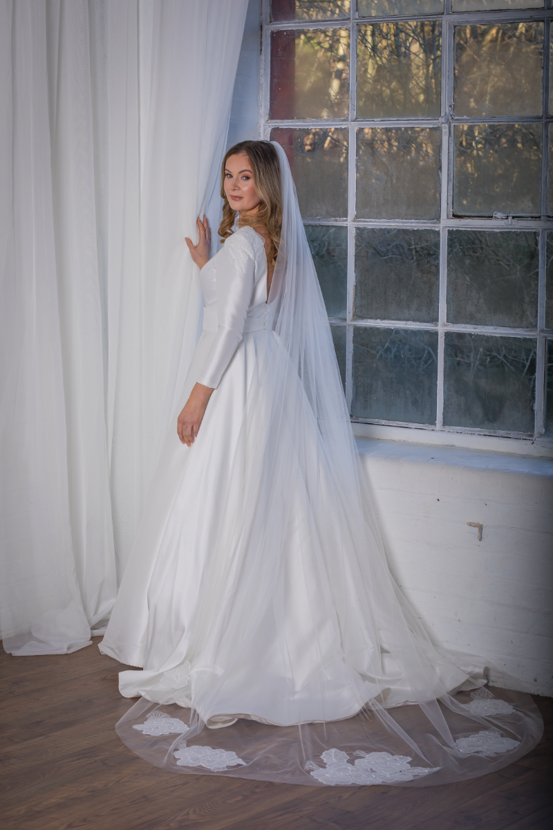 Lisette with Sienna Veil Orchid Collection Natalya James 2025-24.png