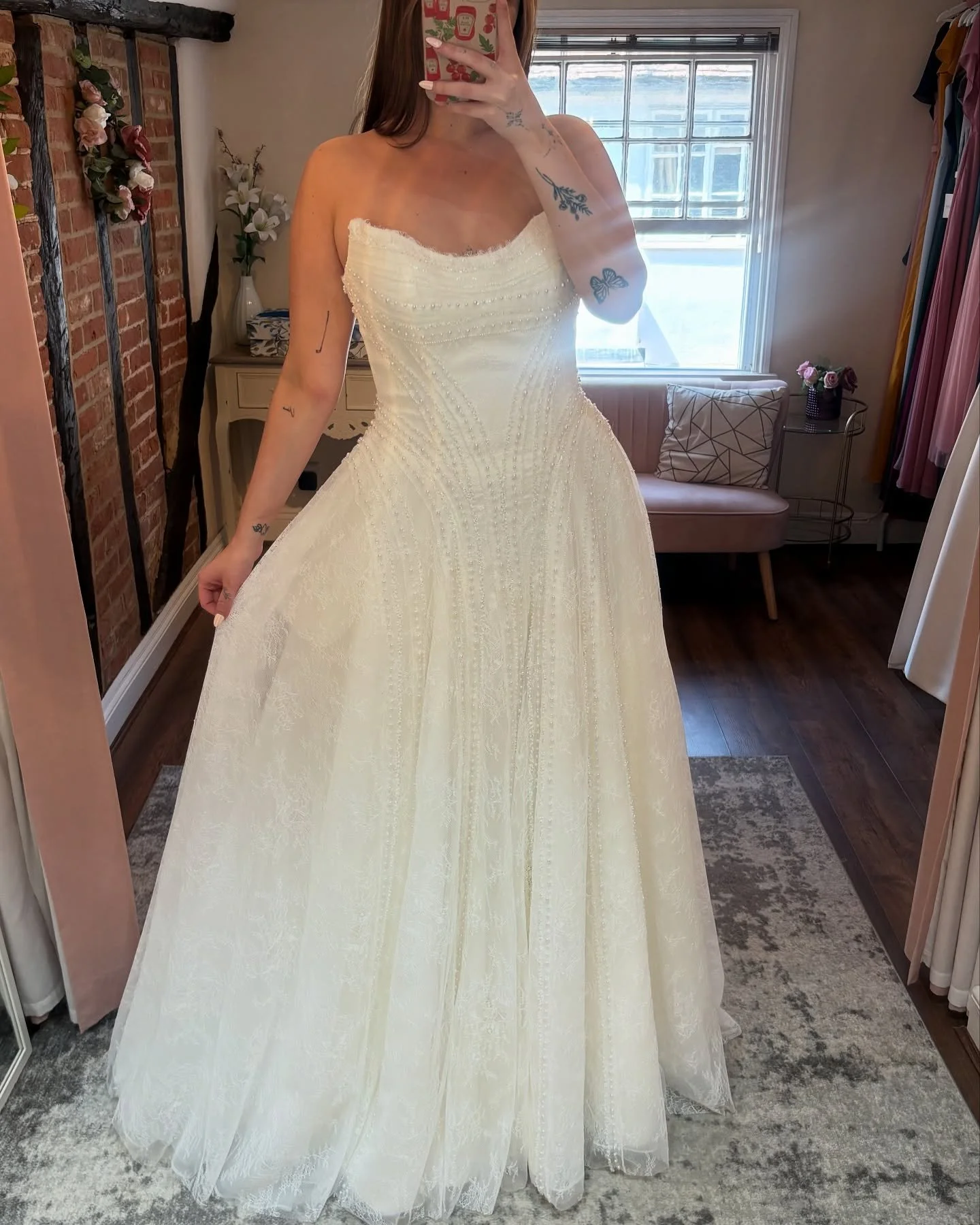 Five strapless gowns. 
One perfect dress for you!🤍

Which strapless gowns would you choose? 
1, 2, 3, 4 or 5

Strapless Wedding dress| Wedding dress| Bridal boutique| Bridal style| 2027 bride| Wedding