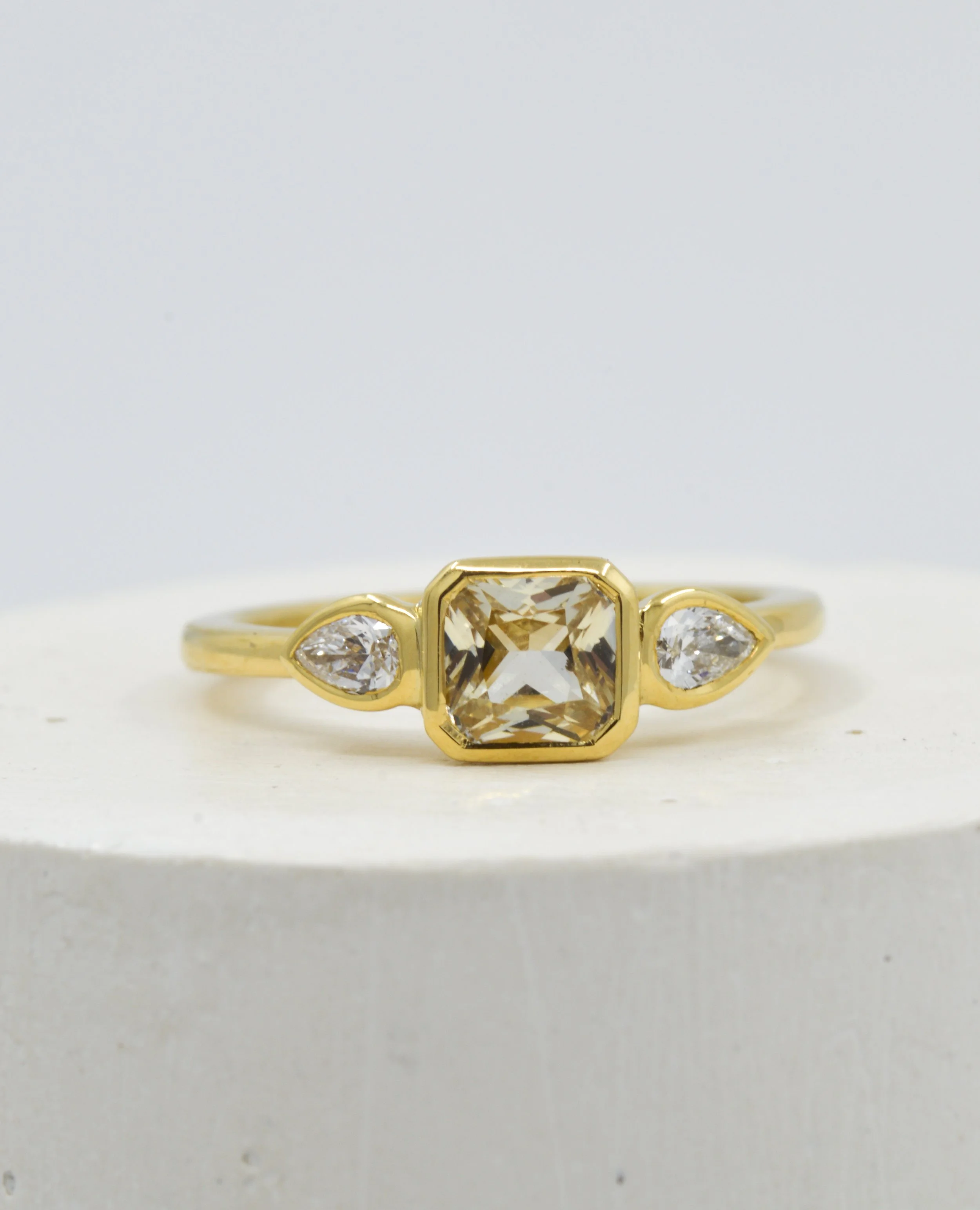 The Metzo Ring, Sapphire & Diamonds, 18ct Gold