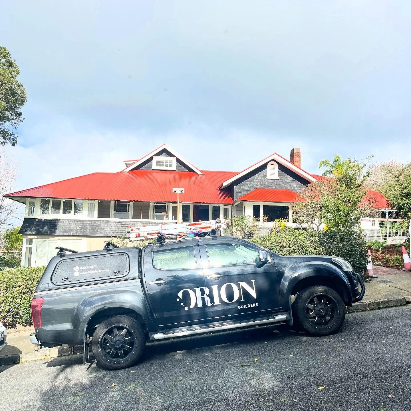 Orion Builders on site.🔨
Superior craftsmanship from the ground up.

#builders #nzbuilders #construction #renovation #aucklandbuilders