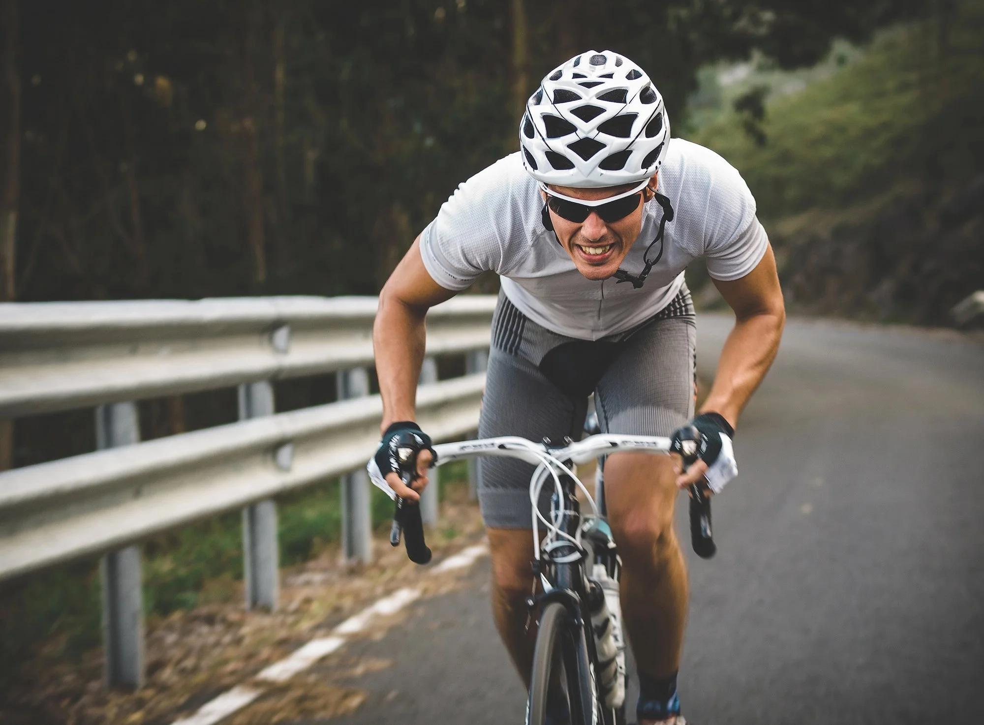 Ongoing Niggles That Can Keep Masters Cyclists Stuck — What Is Actually Behind It?