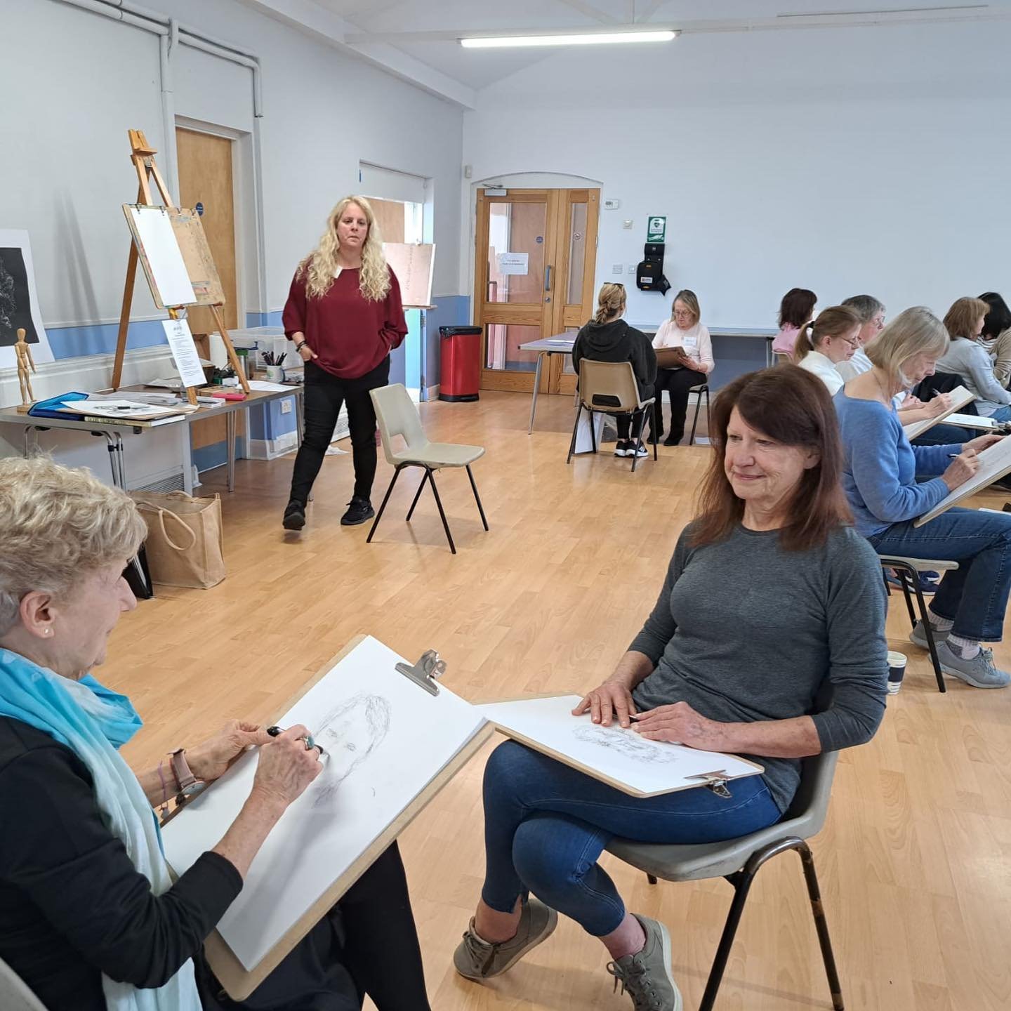 #art classes, workshops, life drawing and fabulous art evenings in #solihull. Let your creativity come alive!