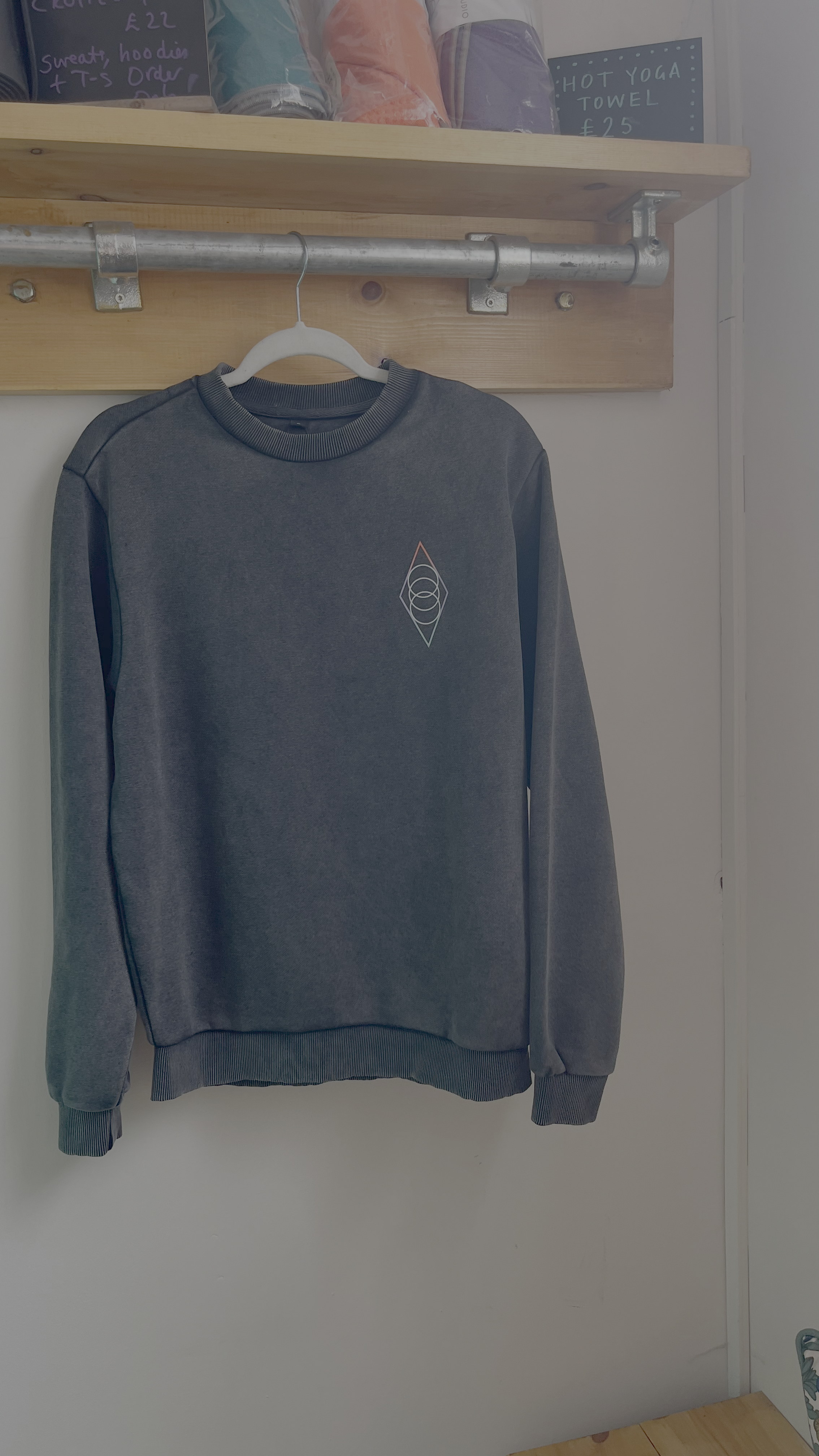 grey sweat front.png