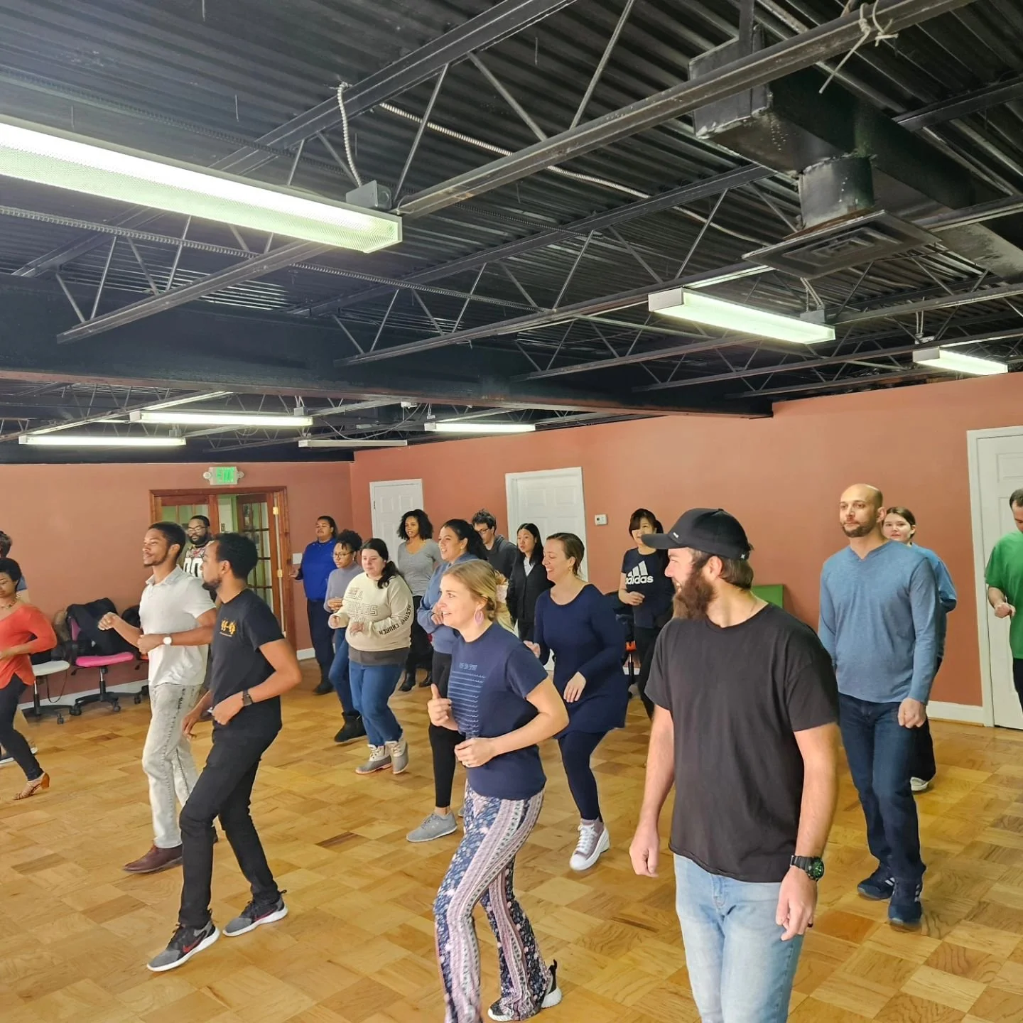 Our group recently learned how to salsa dance! Thank you to all our brave souls that came out for this fun and memorable class. Nisha already can't wait for the next one😅
.
.
#silverspringmd #silverspringdance #christianyoungadults
