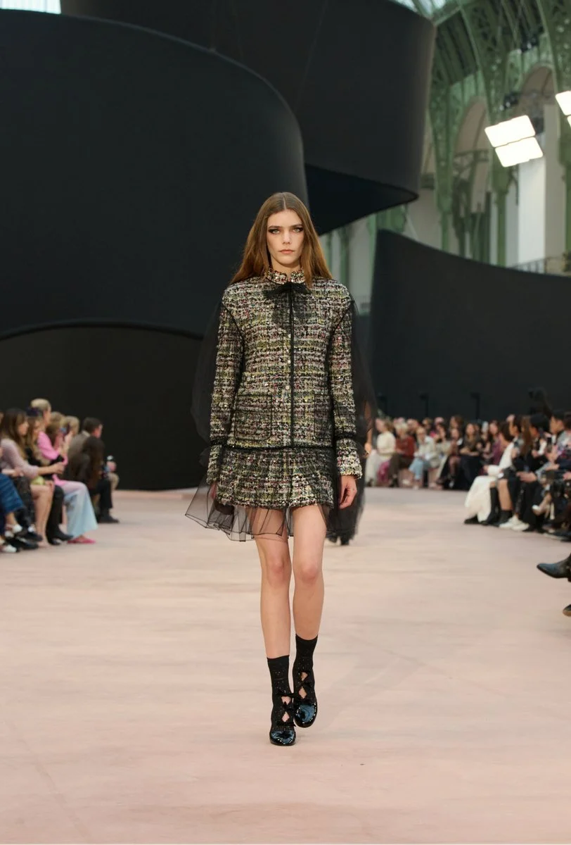 chanel_fw-2025-26-rtw-copyright-chanel-look-08-HD.jpg