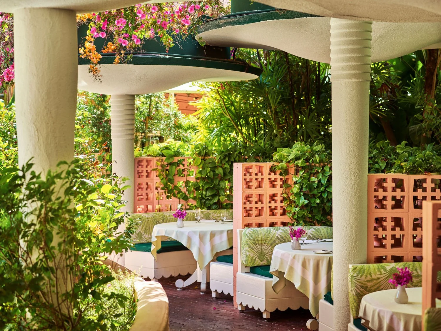 Polo Lounge