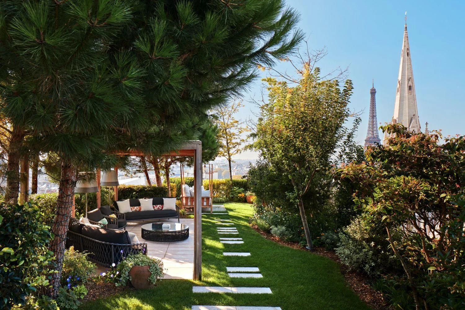 BH Paris_Penthouse Garden (15).jpg