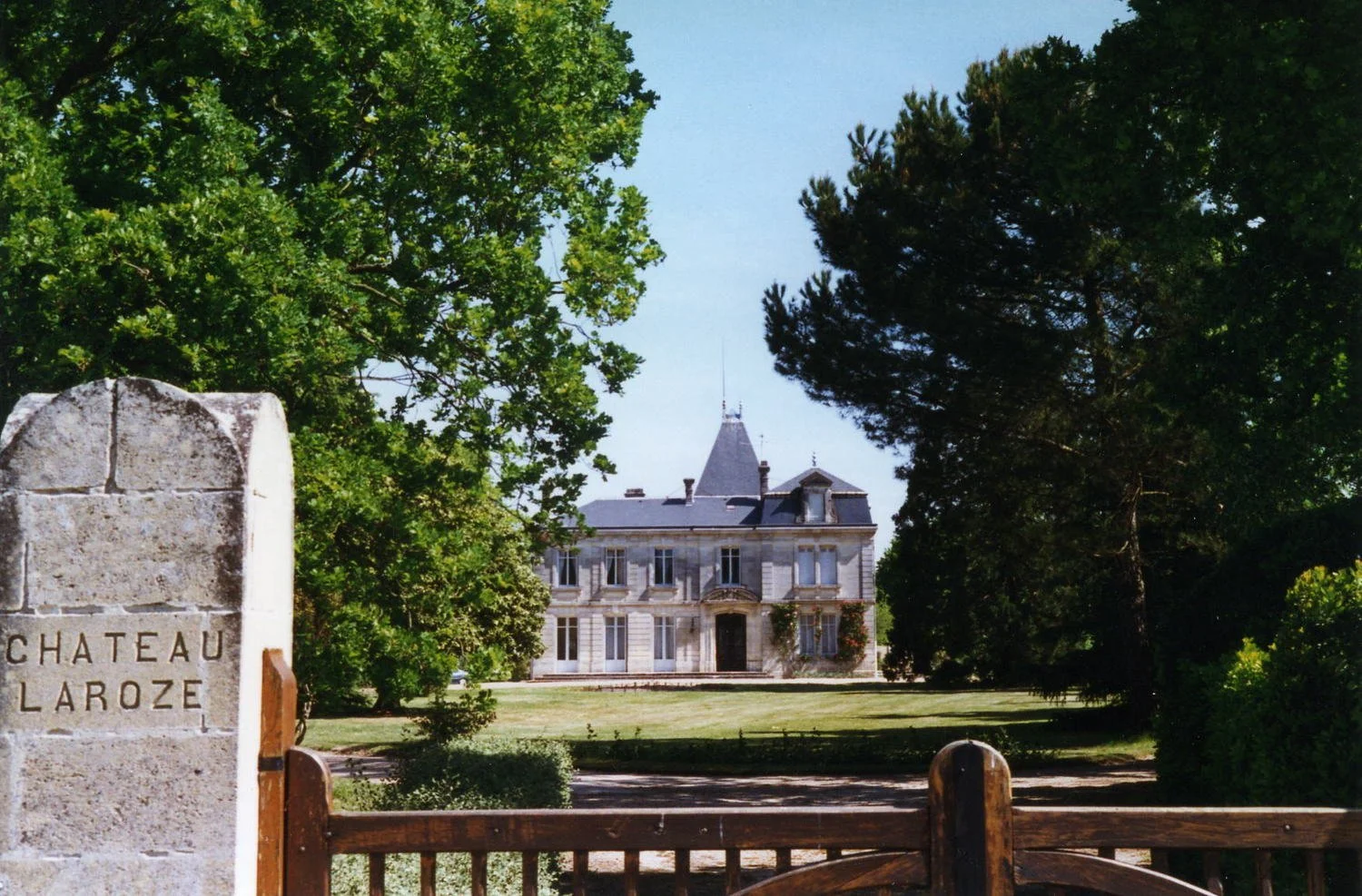 Château Laroze：圣埃美隆六代传承
