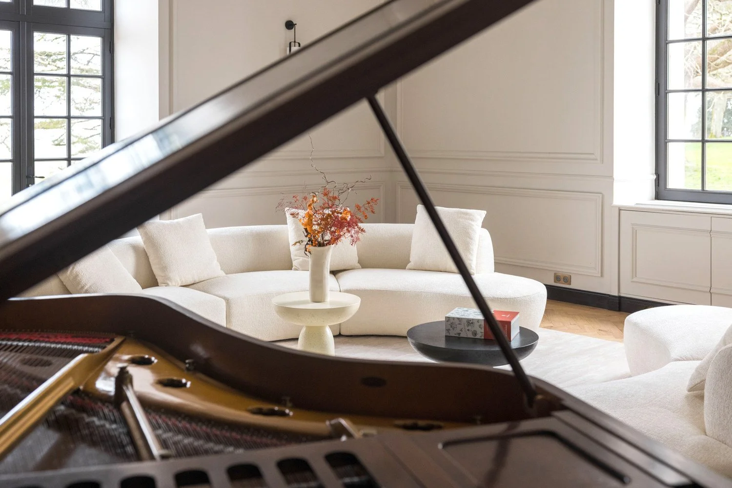 Chateau-Plain-Point-202602-Salon piano -David Duchon Doris-61.jpg
