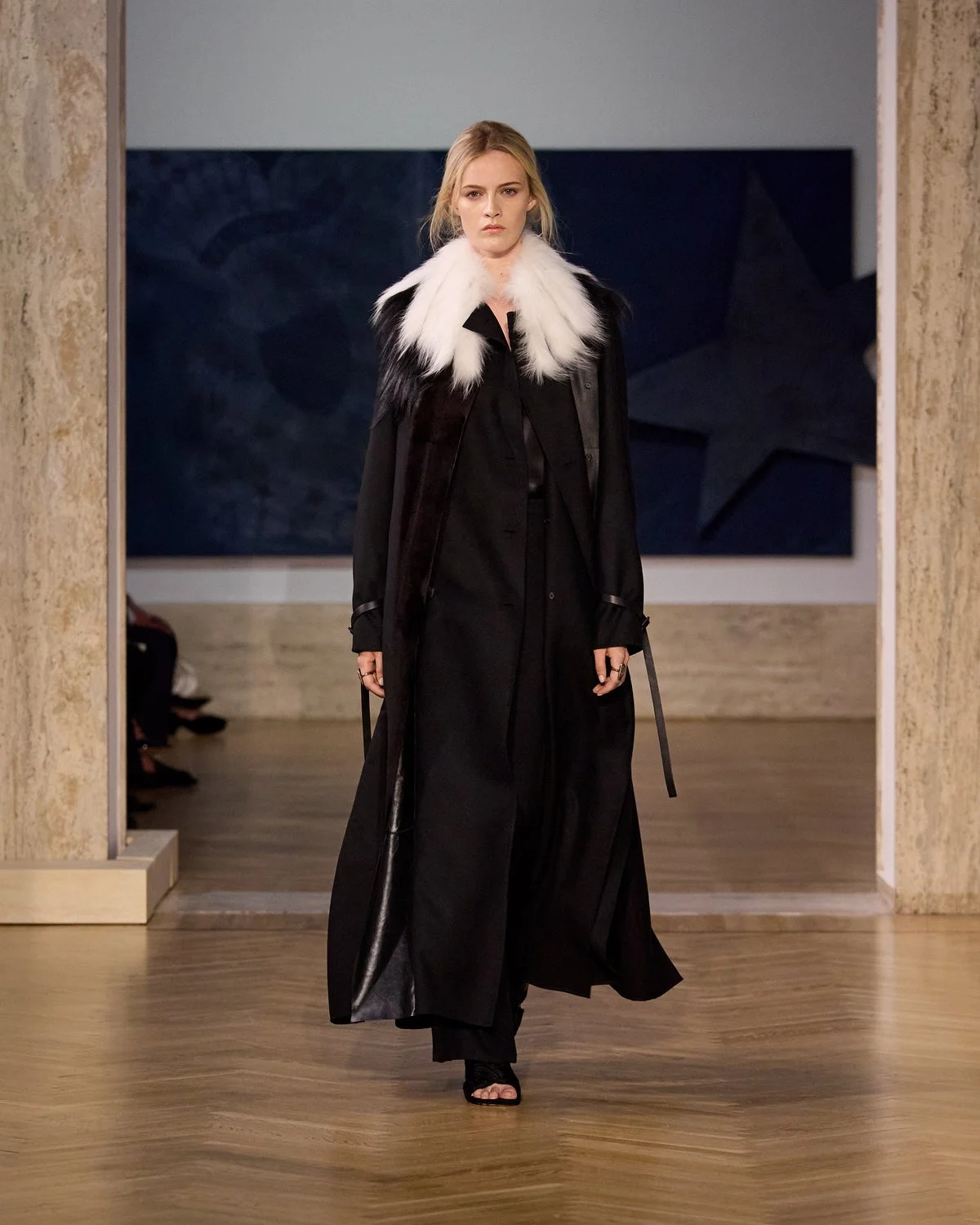 Fendi fw26 runway looks 4x5 011.jpg