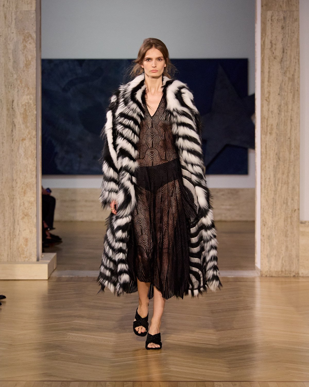 Fendi fw26 runway looks 4x5 022.jpg