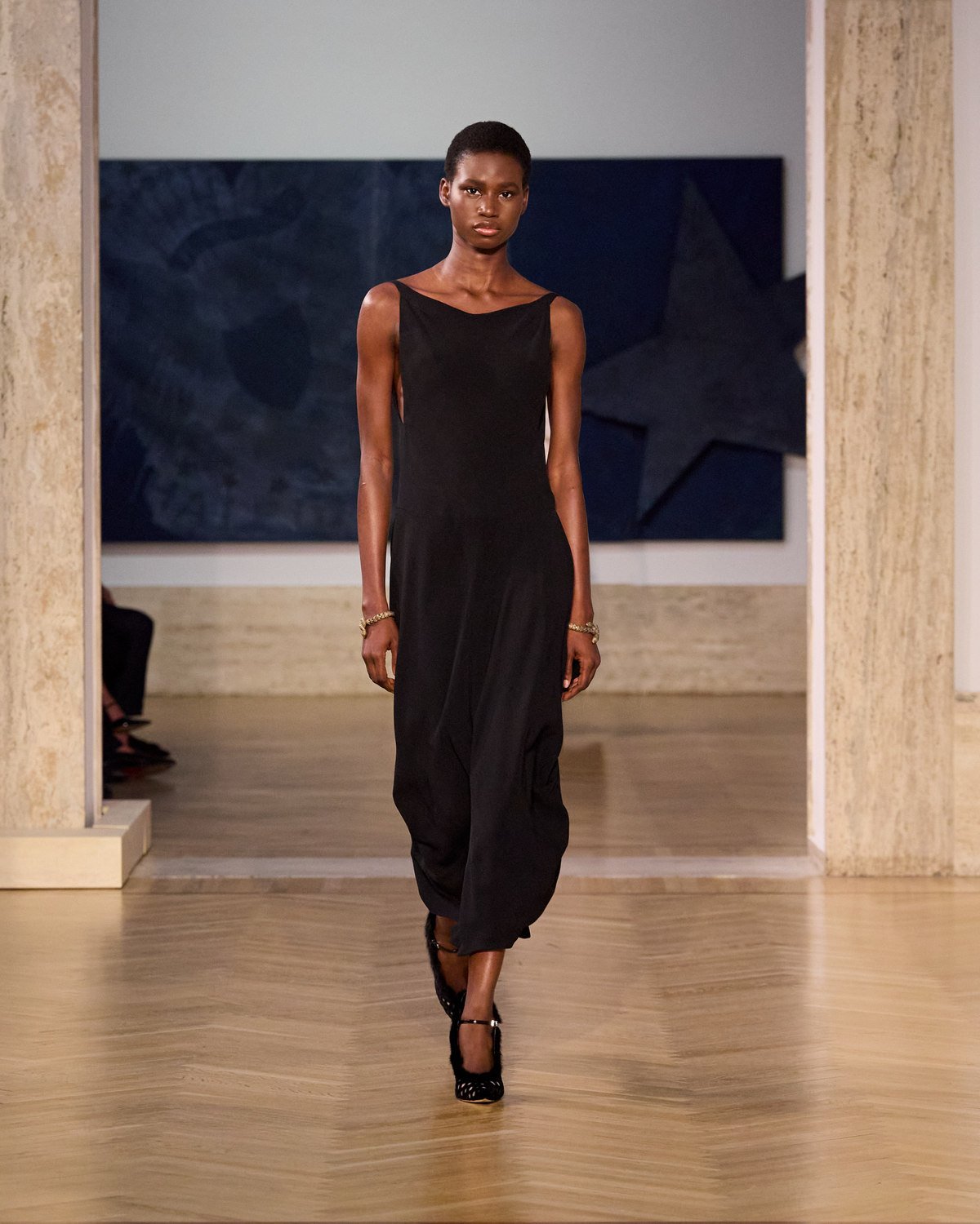 Fendi fw26 runway looks 4x5 026.jpg