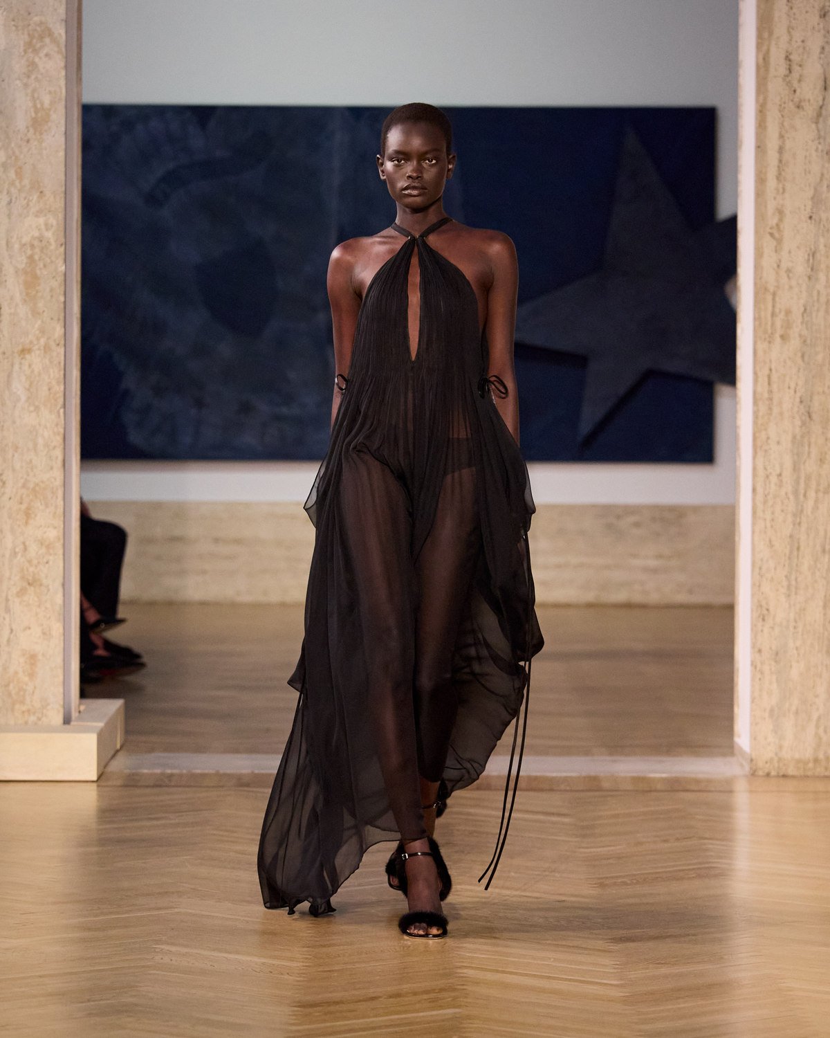 Fendi fw26 runway looks 4x5 034.jpg