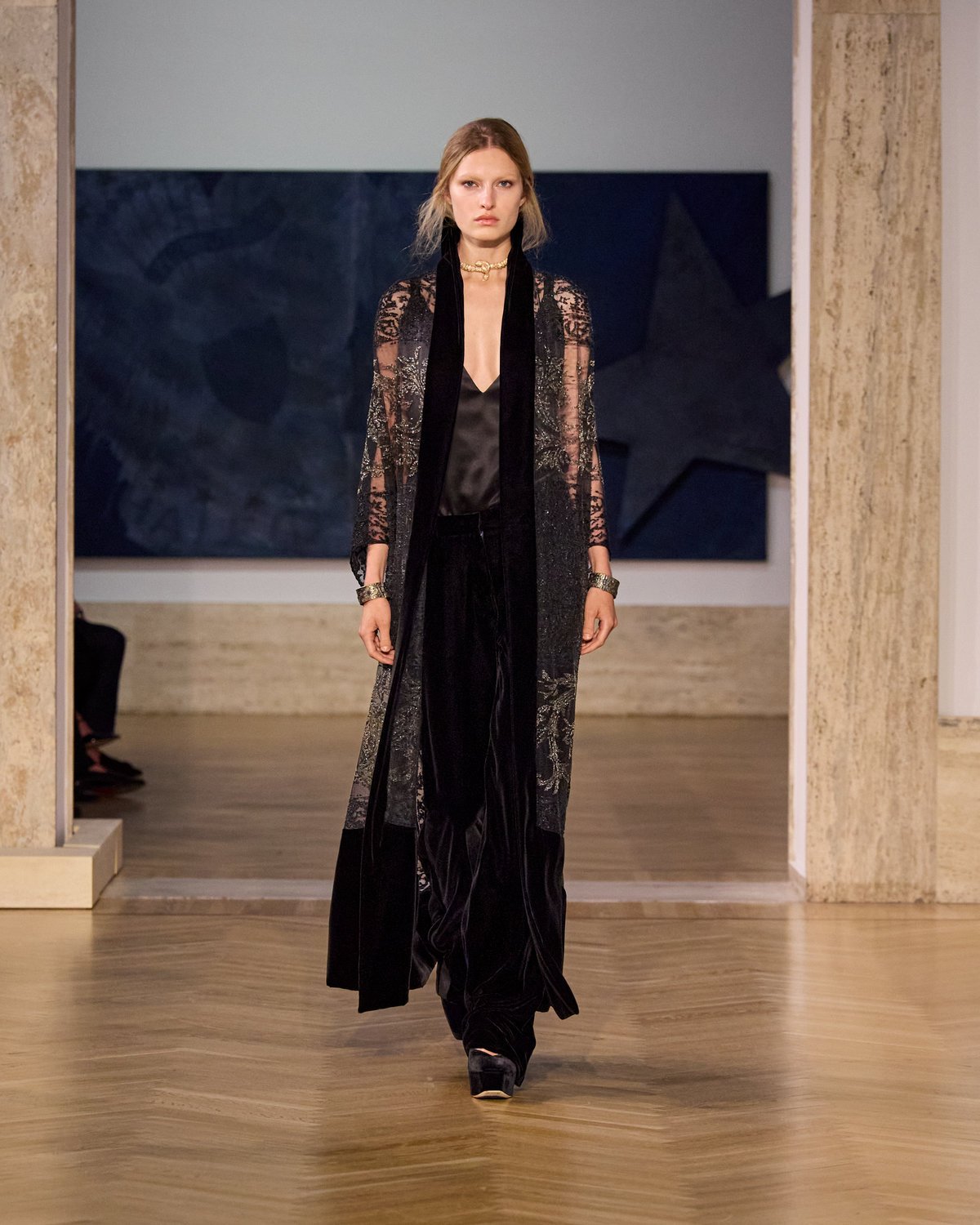 Fendi fw26 runway looks 4x5 035.jpg