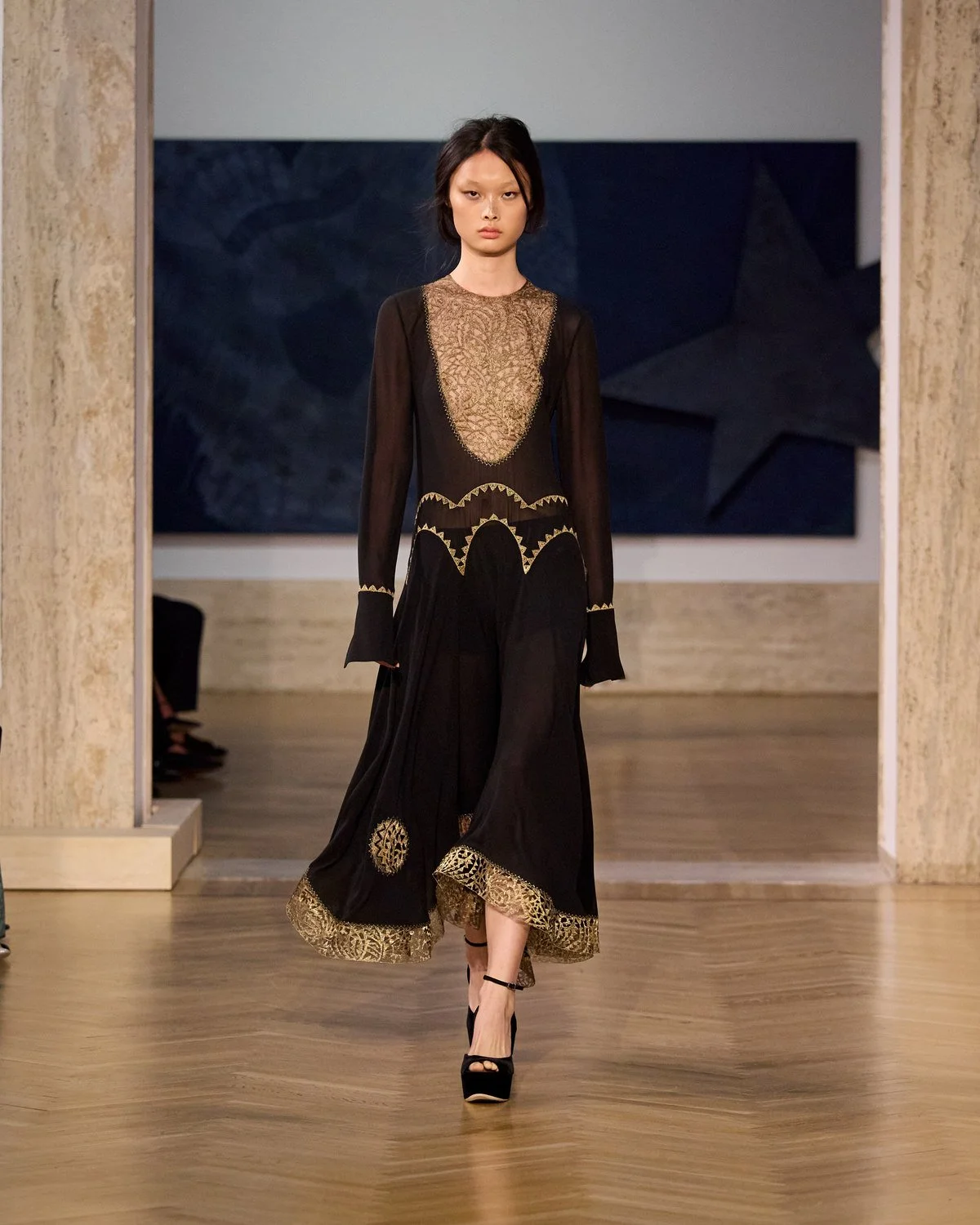 Fendi fw26 runway looks 4x5 055.jpg