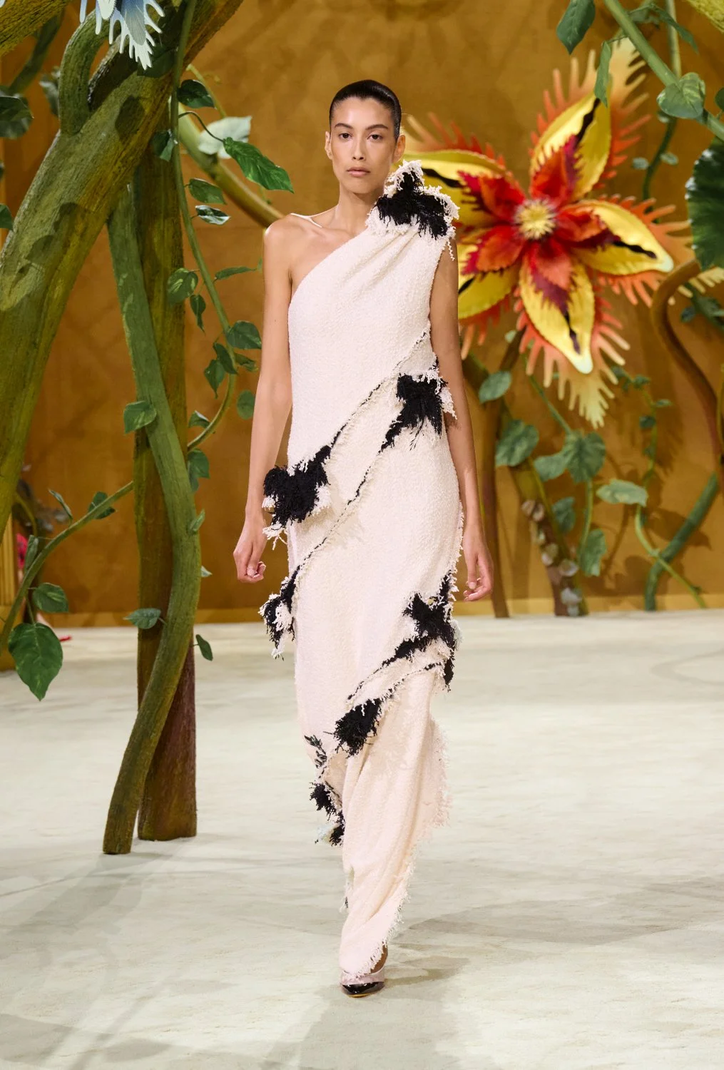 chanel_fall-winter-2026-haute-couture-look-18-HD.jpg