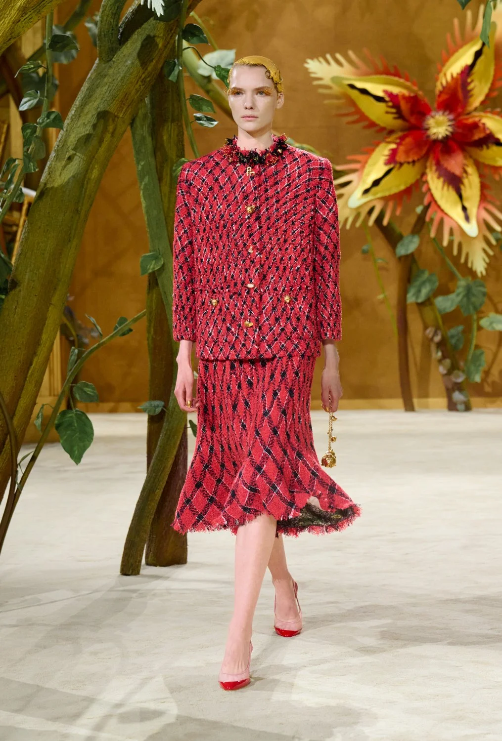 chanel_fall-winter-2026-haute-couture-look-19-HD.jpg