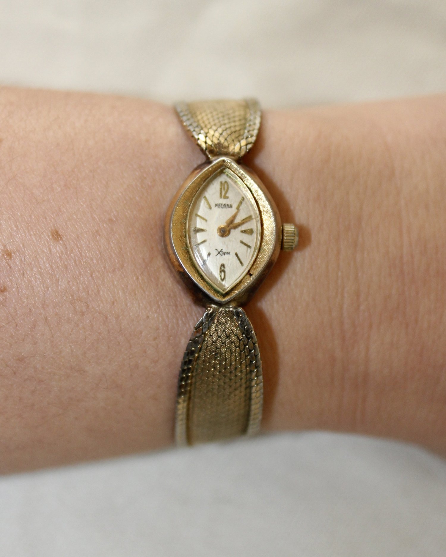 Beautiful Vintage Medana Women\'s Mechanical Watch 10k GF Vintage Medana Watch - Etsy main image 3