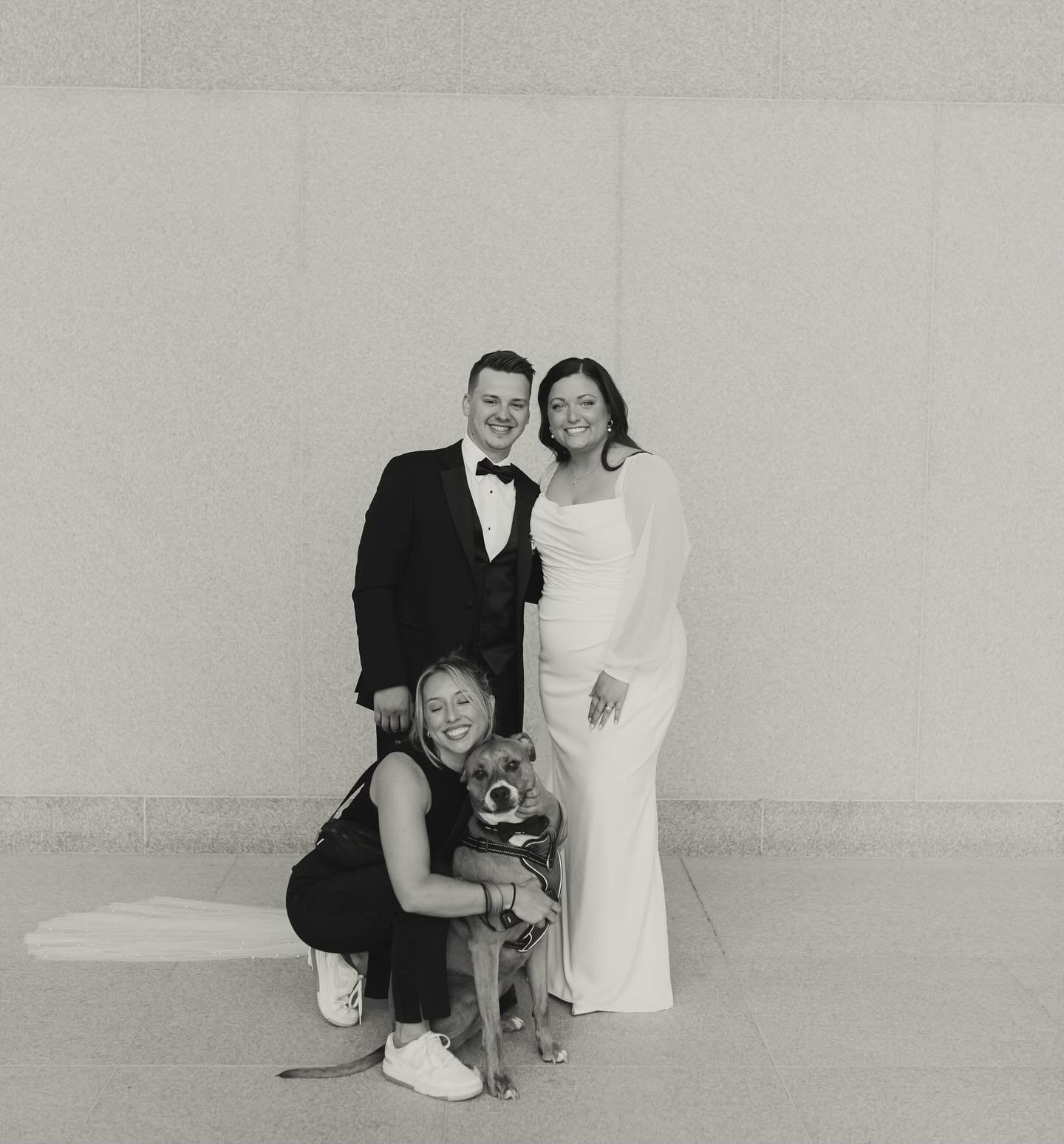 A moment for this moment ✨ 
Nothing like waking up to a sneak peek from a bride we&rsquo;ve serviced! We miss this good boy! 🐶 🦴💕