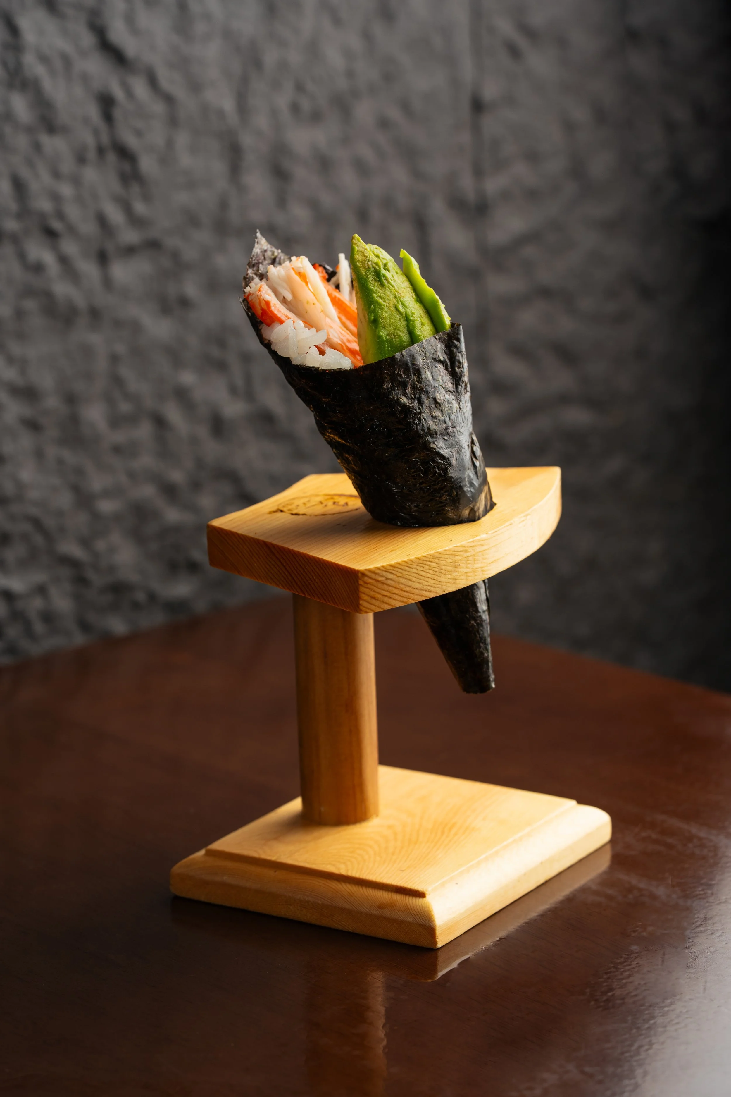 Kani Avocado Hand Roll 2.jpg