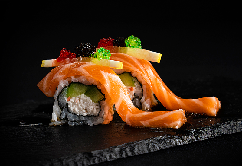Sushi-Roll-Salmon.png