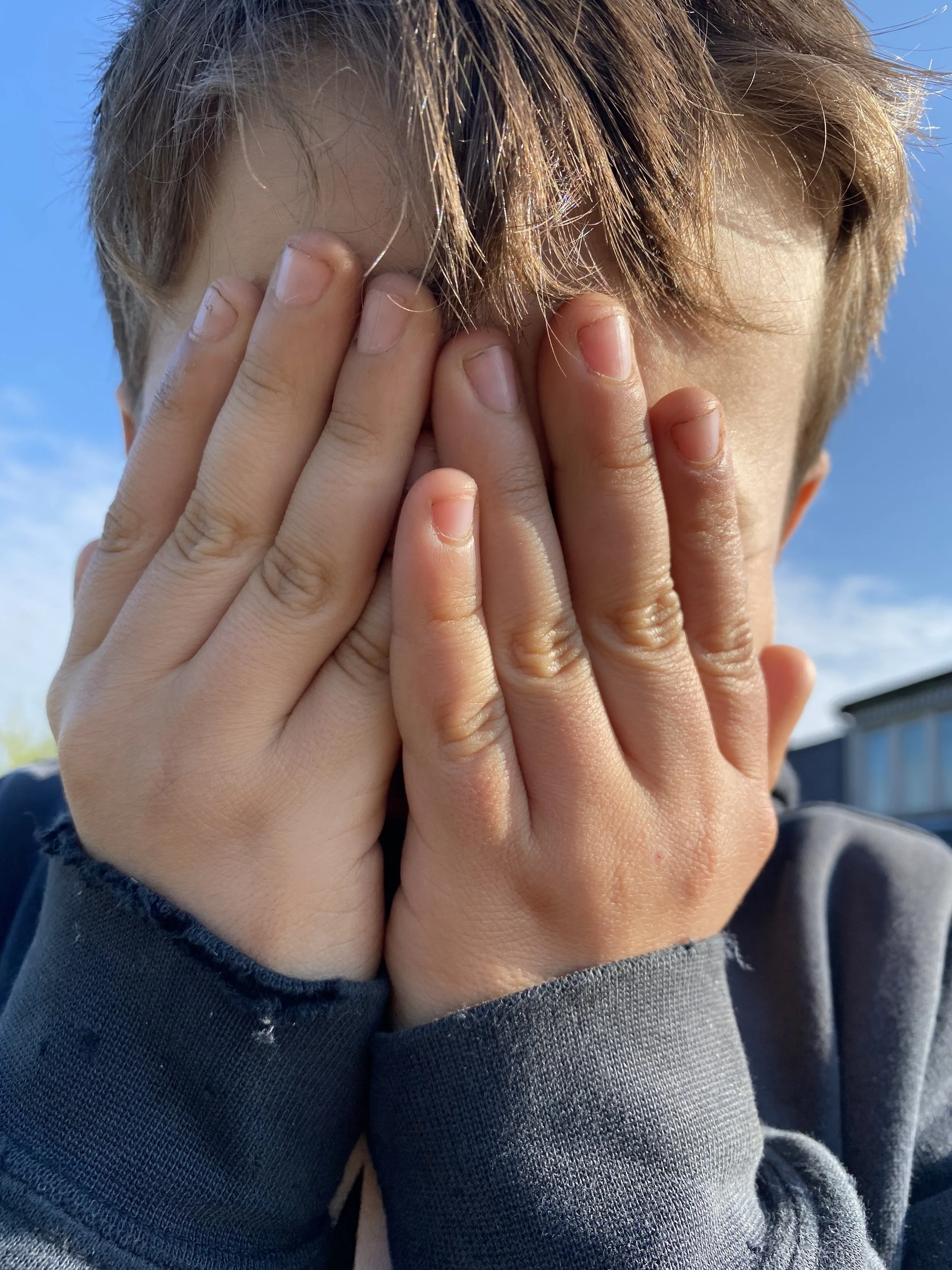 hands and your pelvic floor