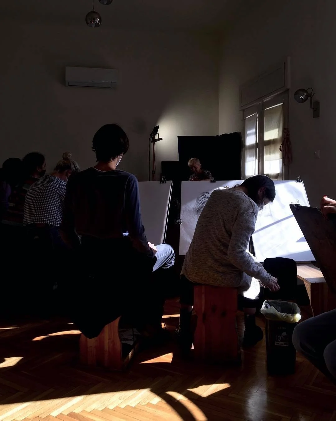 N&eacute;h&aacute;ny szakunkon van m&eacute;g p&aacute;r szabad hely&uuml;nk! V&aacute;rjuk jelentkez&eacute;sed, ha szeretn&eacute;d fejleszteni a portf&oacute;li&oacute;dat a felv&eacute;teli időszakra! ✏️