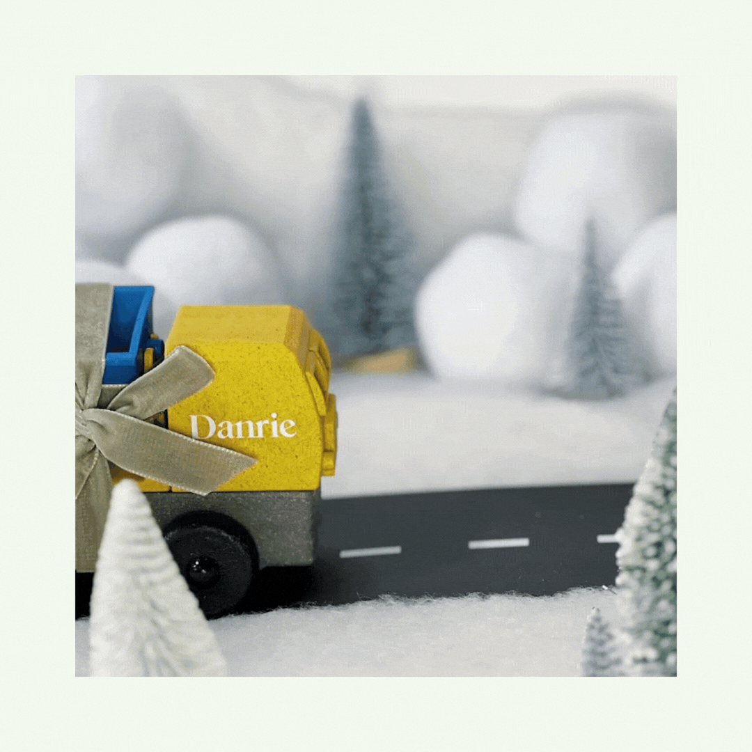 Loki Loki x Danrie Social.gif