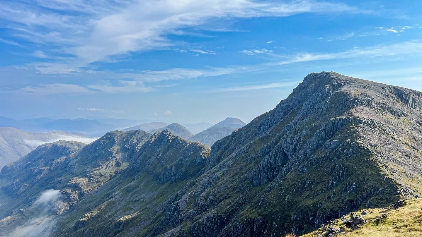 Looking back towards Stob Coire Sgreamhach with Beinn Fhada, one of the three sisters, stretching away in Glen Coe!
***
#glencoe #beinnfhada #stobcoiresgreamhach #bideannambian #visitscotland #munrobaggingscotland #mountainleader #outdoorsdj #munroba