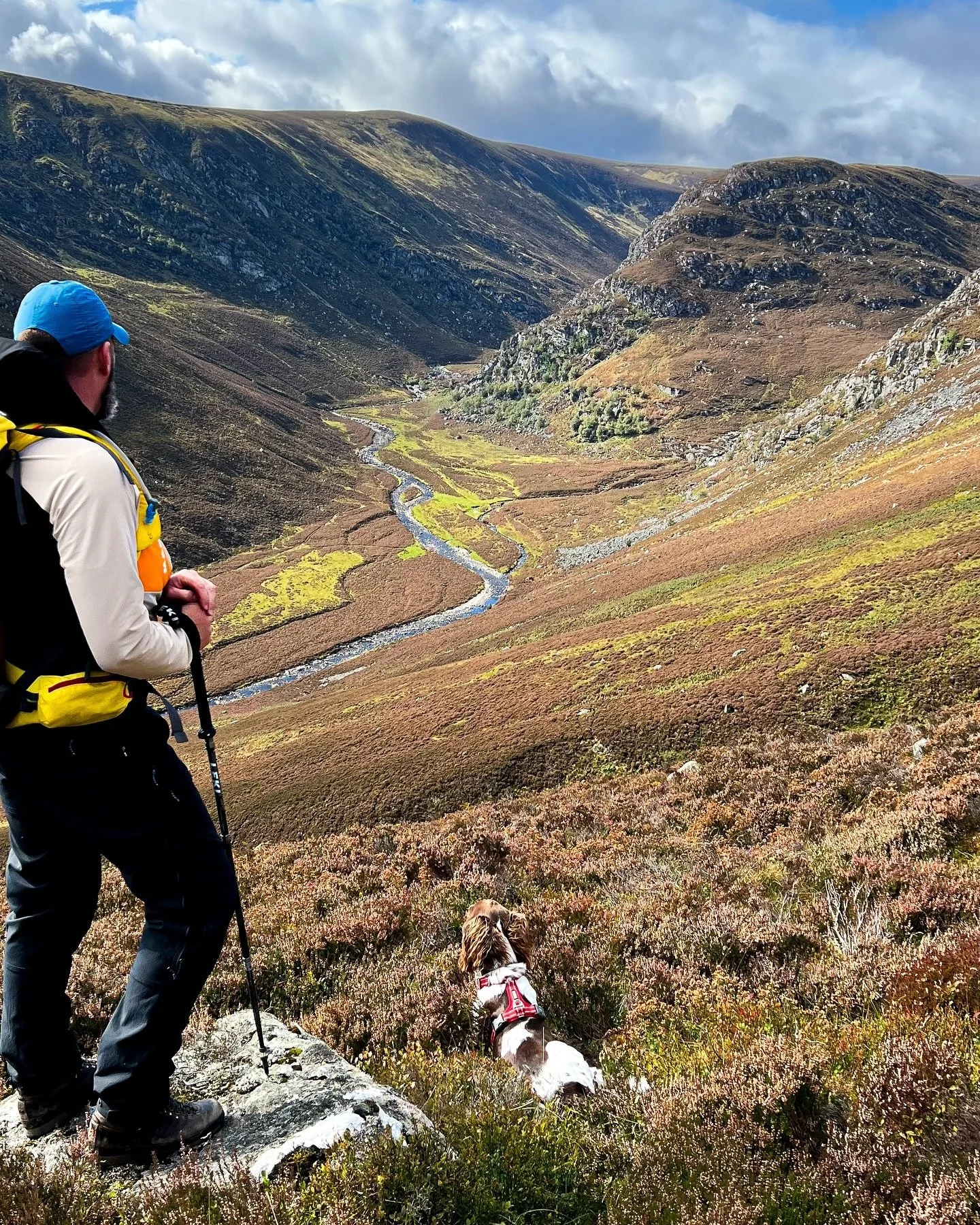 Keeping a look out on the weather for most of the week in the build up to yesterday, returned a fairly stuck on forecast for some continued good weather until the early afternoon at least!
***
That certainly was what we got as we headed for Mount Kee