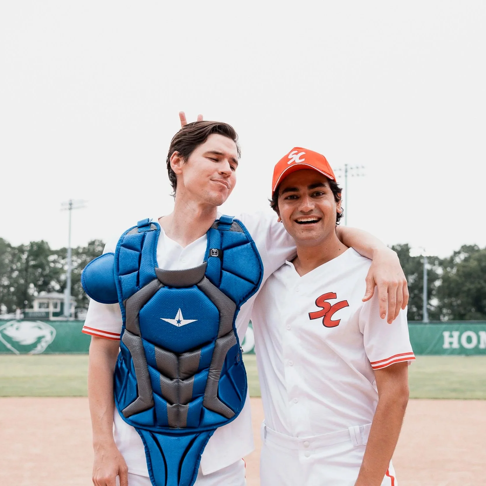 “The Compatriots” is a Love Story in the Name of Friendship