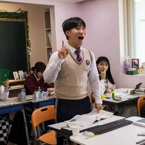 DC/DOX: “School for Defectors” Teaches a Way Forward
