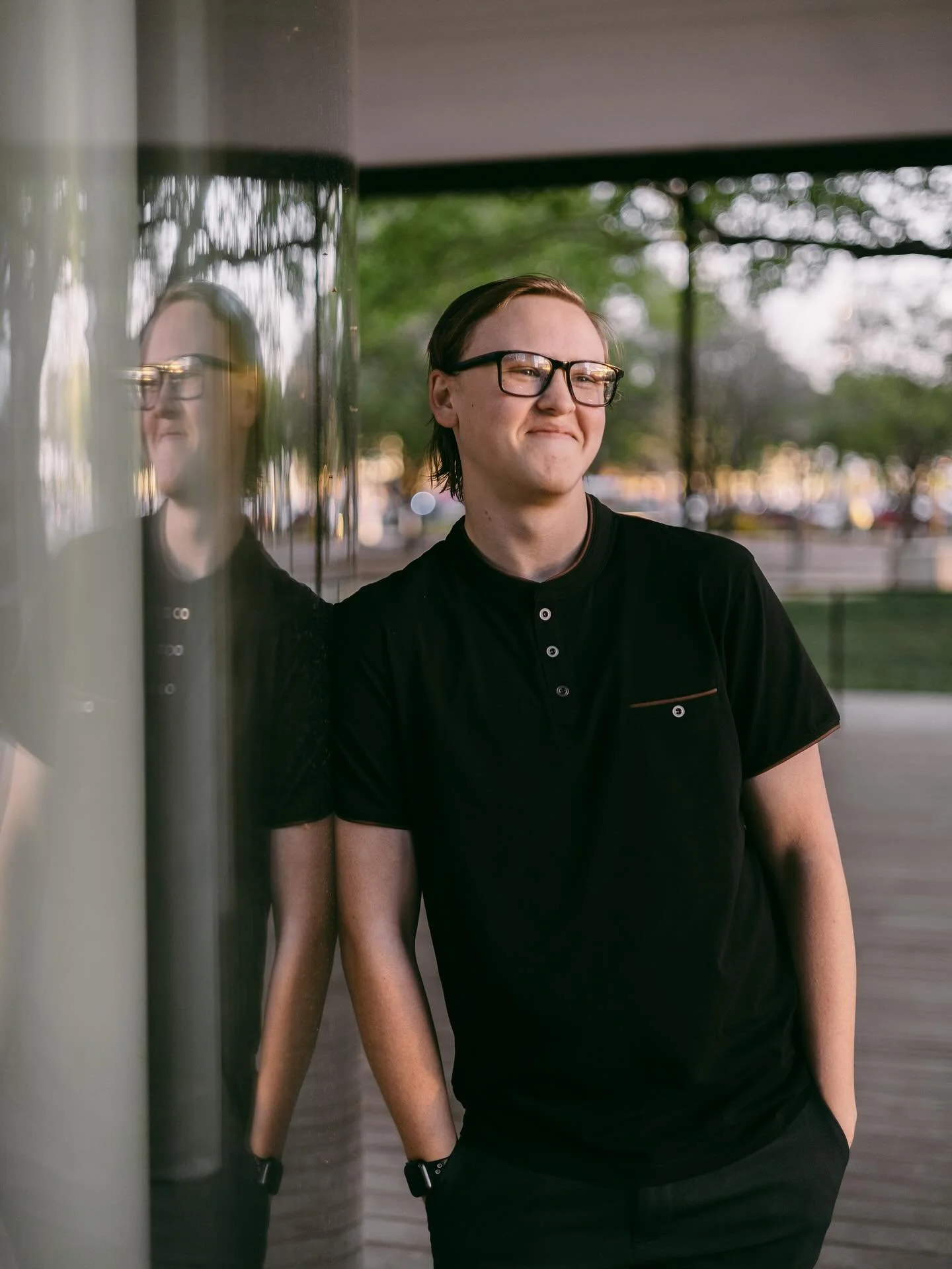 Senior photos in the Myriad Gardens just don&rsquo;t get old 🤌

I&rsquo;ve known Aiden and his family for the last several years and was honored to be a part of this exciting season in their lives! 🙌