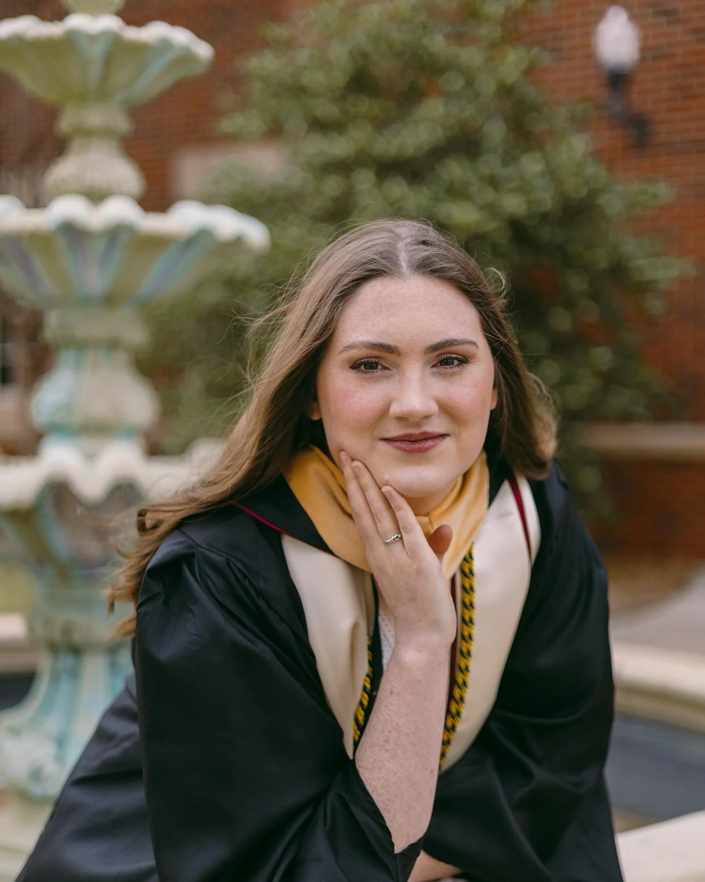 That grad glow !!! 

Such a HUGE accomplishment- shoutout to Aubry for being a FIRST GENERATION grad getting her Masters! Senior sessions are quickly becoming some of my favorites to capture 🤗 If you are graduating and still needing some senior phot