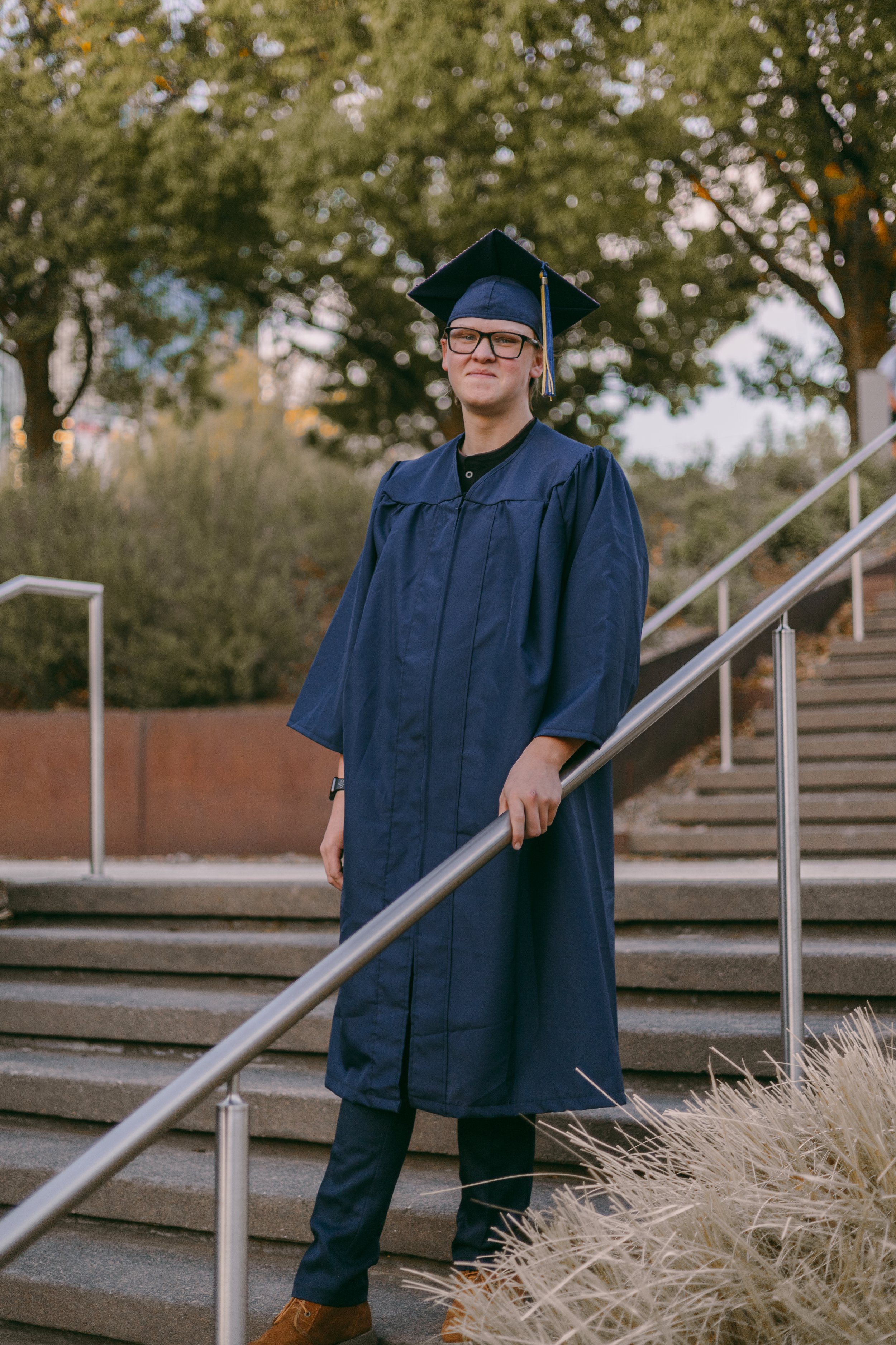 AIDEN_GRADPHOTOS_2025-19.jpg
