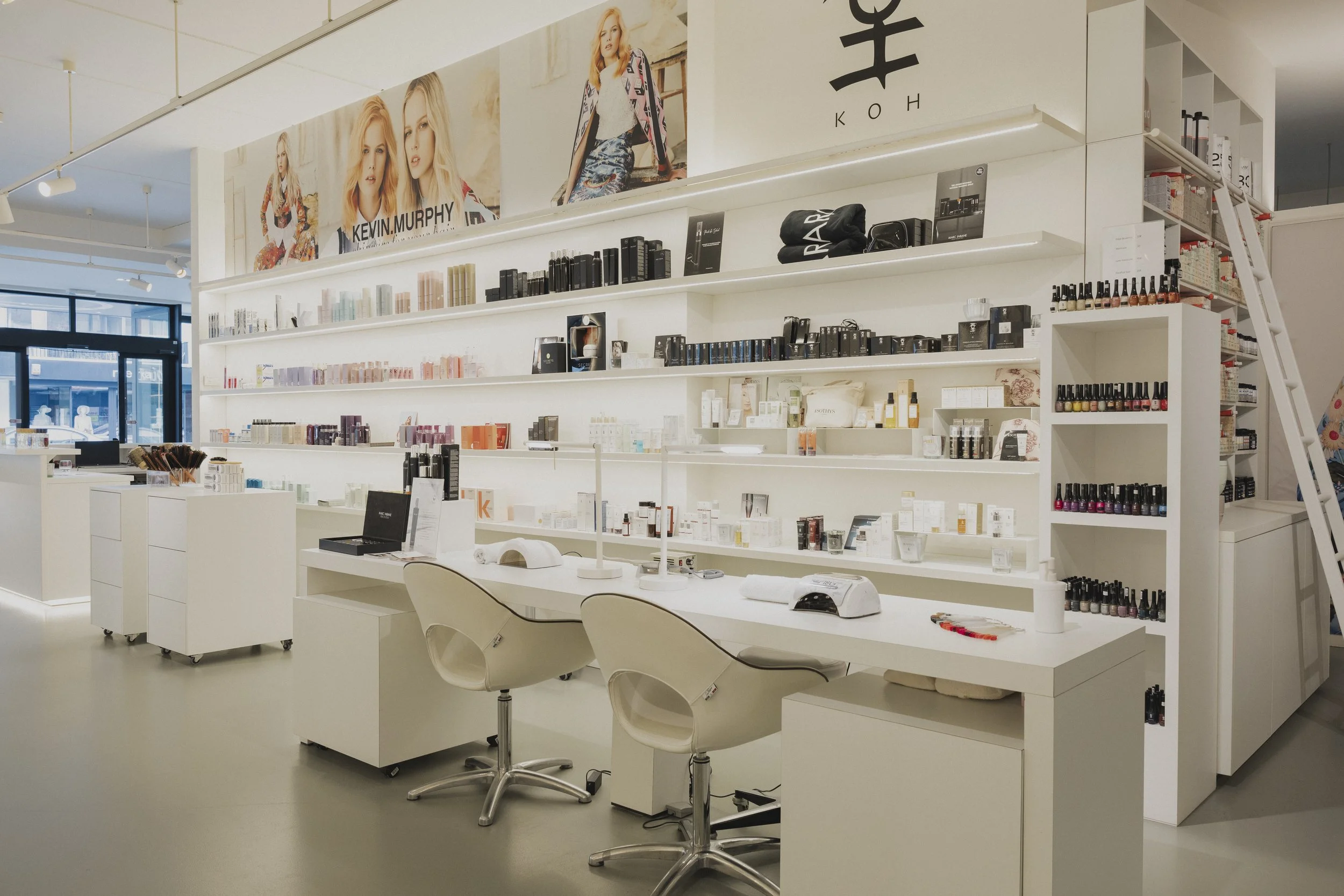 Ozee kapper oostende koksijde extensions kleuringen