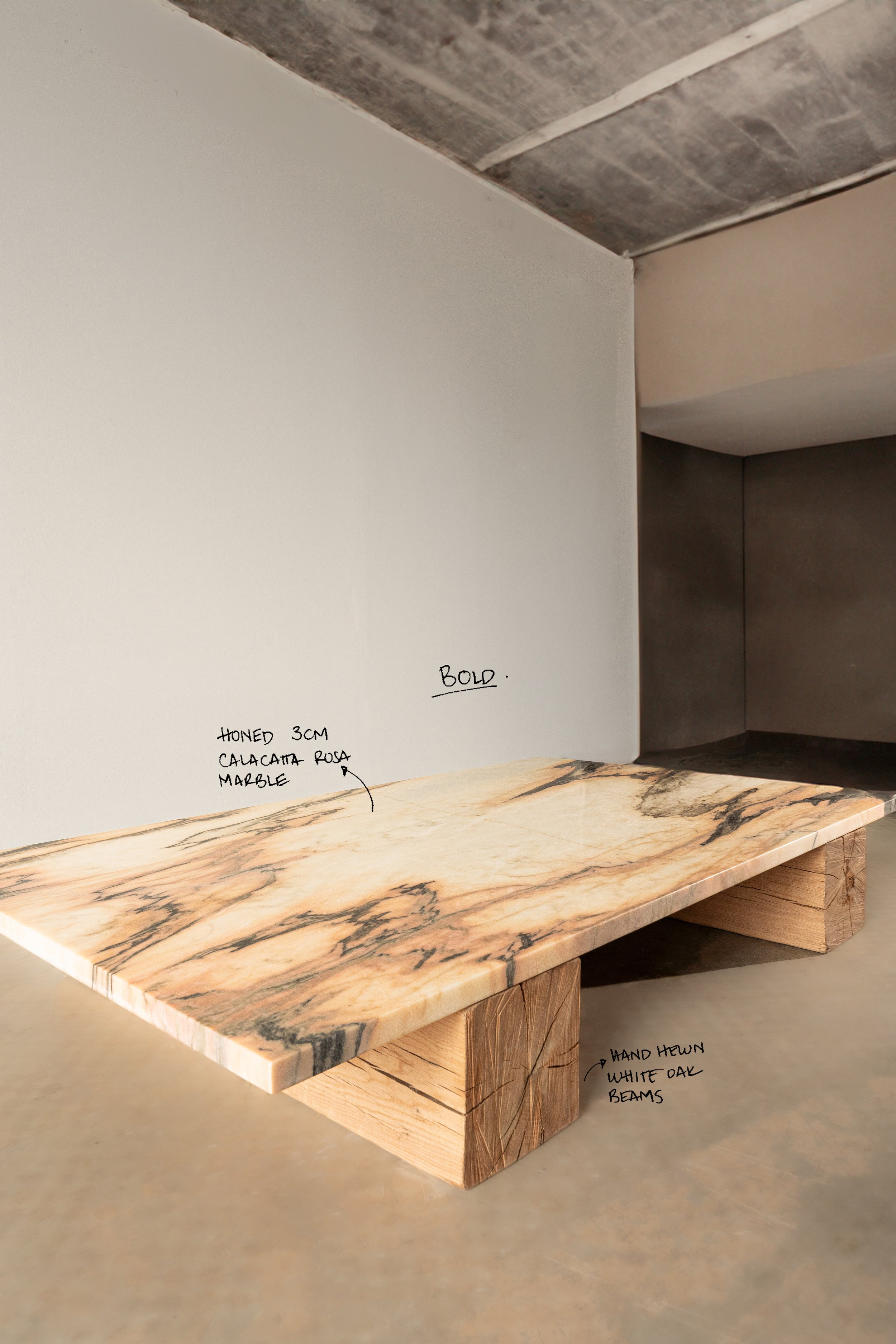 ESSENCE COFFEE TABLE