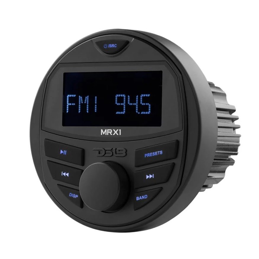 marine-and-powersports-headunit-and-6.5-inch-marine-speaker-package-white-5.jpg