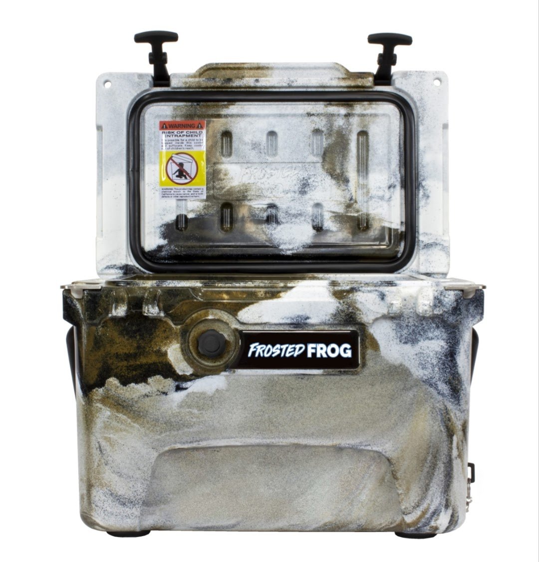 frosted-frog-20-qt-cooler-camo-desert-open.jpg