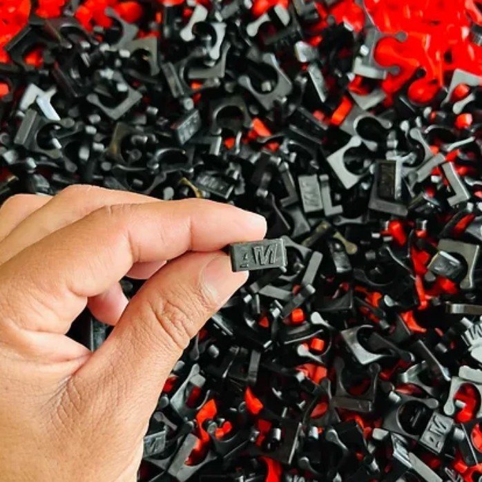 am-custom-replacement-glass-3.jpg