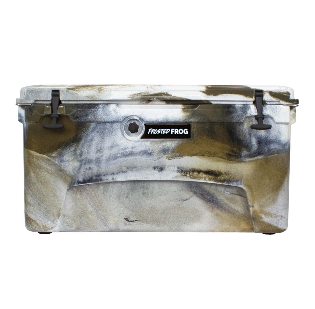 frosted-frog-rotomolded-75-qt-camo-desert.jpg