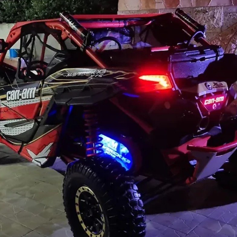 am-custom-rear-leds-for-can-am-maverick-x3-5.jpg