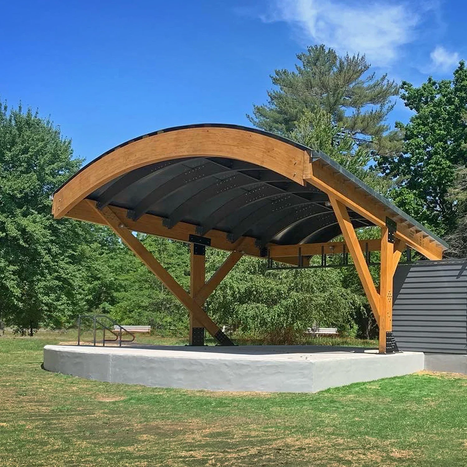 2_sideview_sq stage.webp