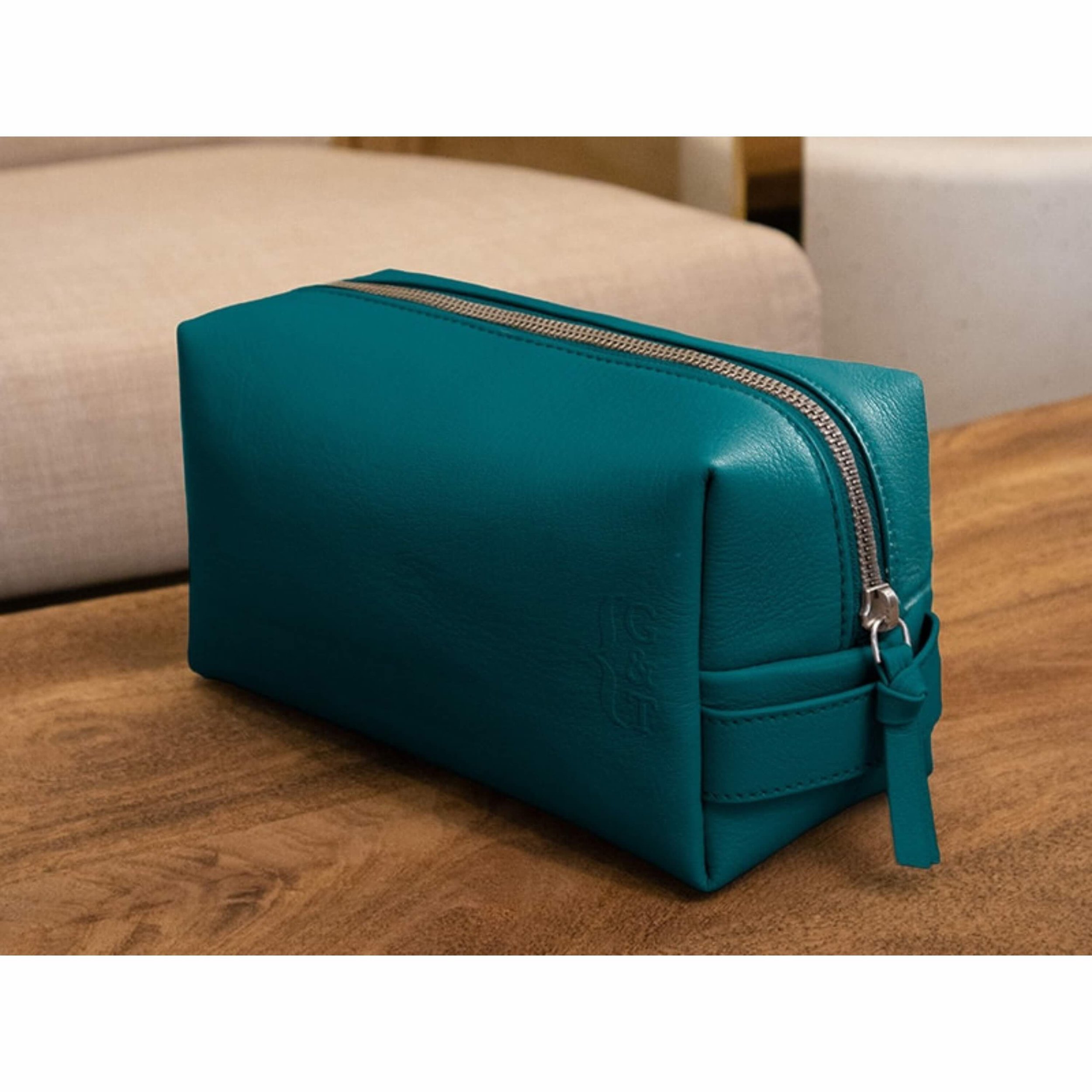 pantone-matched-leather-dopp-kit-1.jpg