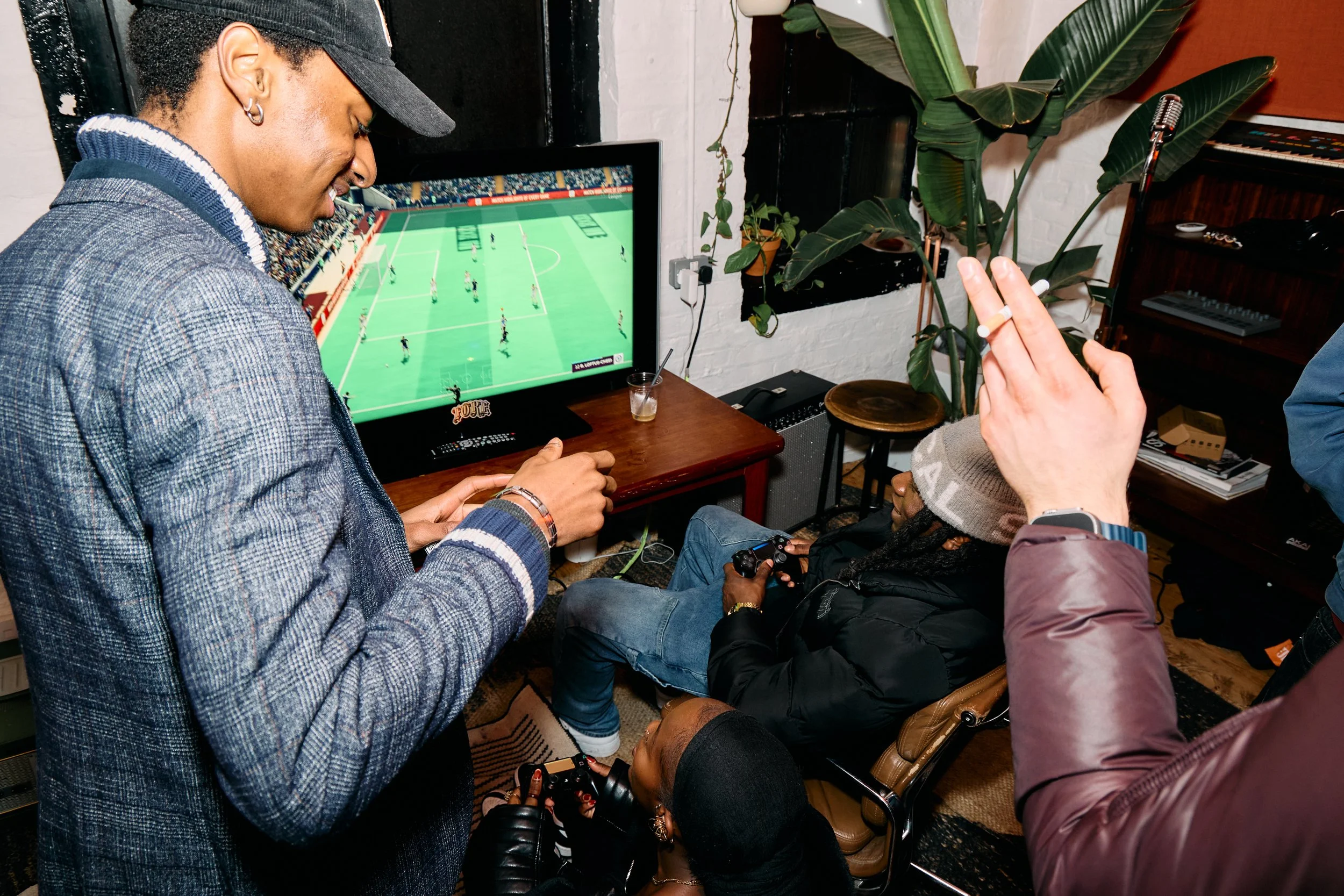 1225_TomHuftonPhoto_x_Ryco_Coszus 61.jpg