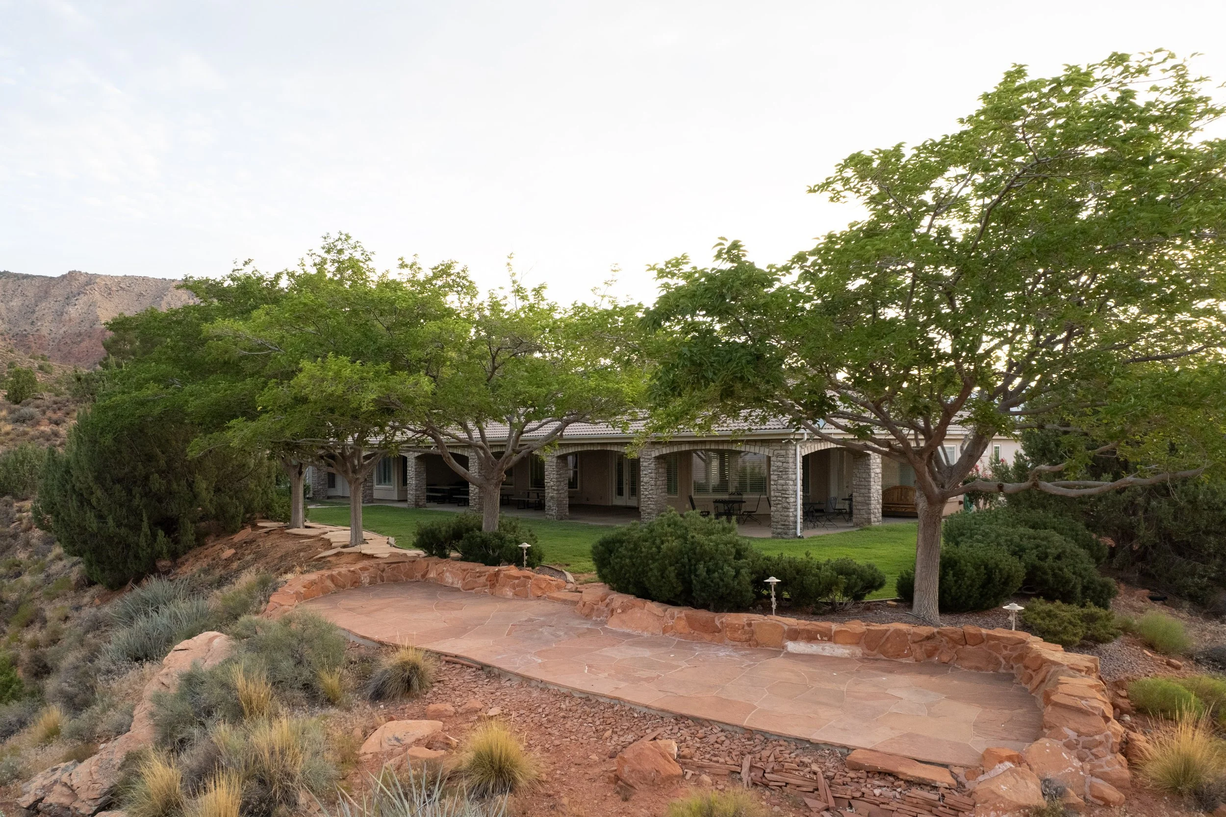 ZZR_EDITS-52 (1).jpg