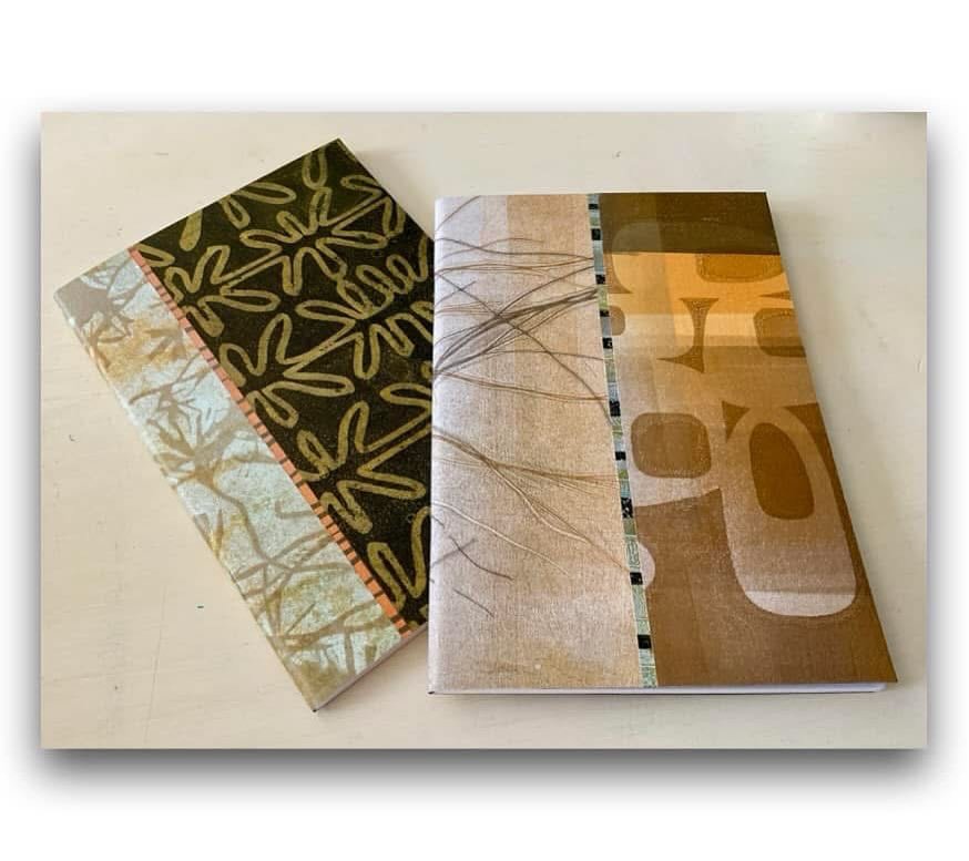 So many possibilities &hellip;
DM me if you&rsquo;d like to learn about Monoprinting on a gel plate.
Or check the links in my profile. 
I have several BC in-person workshops coming up. 
Gibsons, Powell River, West Vancouver.