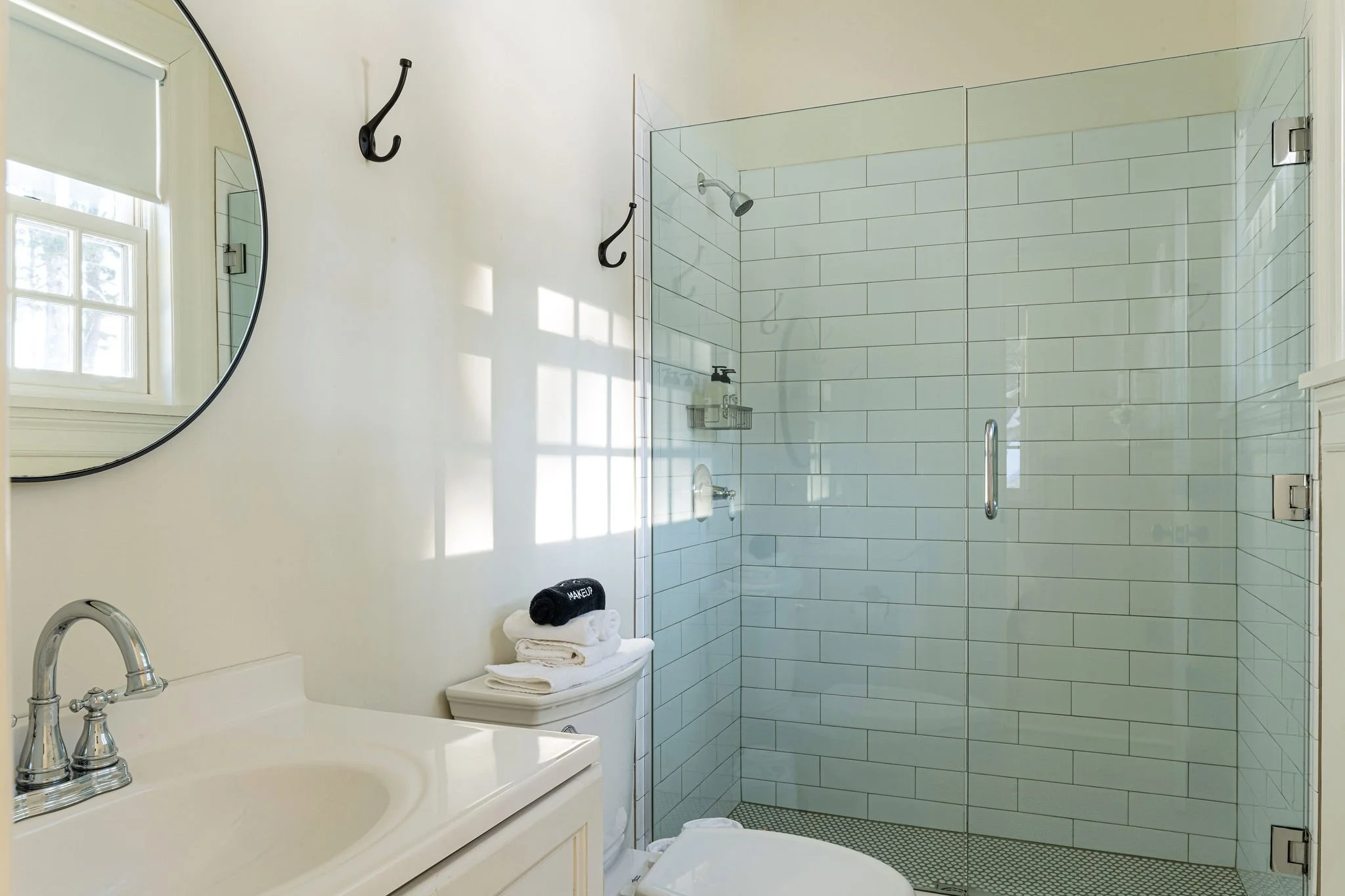 Bathroom+2.jpg